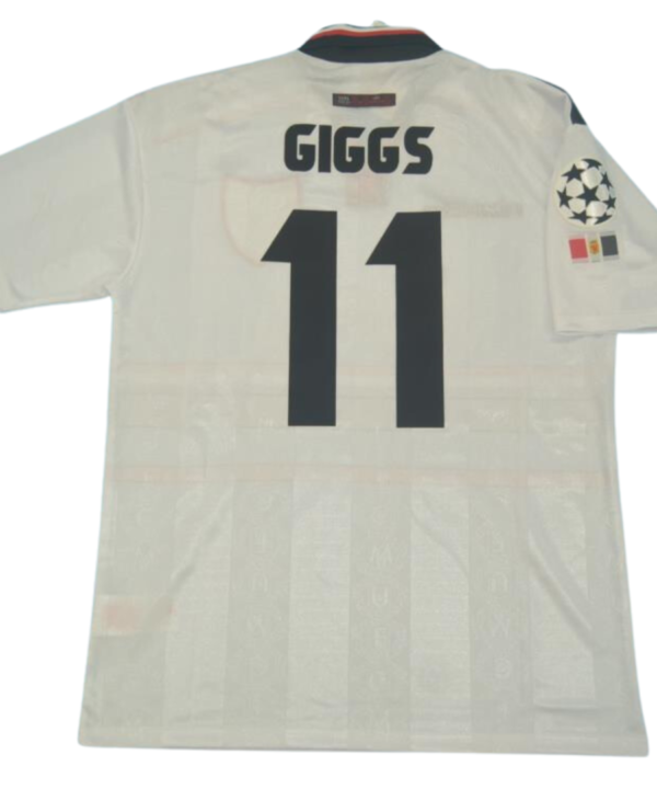 Camisa Manchester United Away 97/99 - Versão Retrô "Giggs" Nº 11