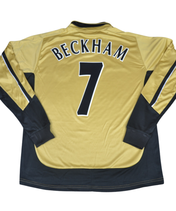 Camisa Manchester United Manga Longa 01/02 - Versão Retrô "Beckham" Nº 7
