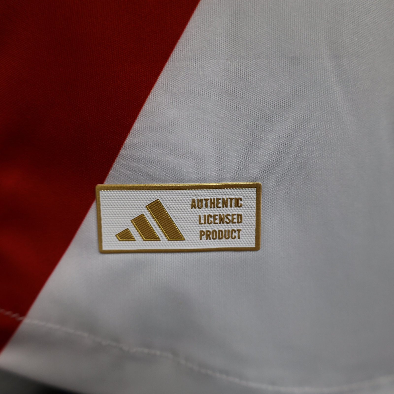 Camisa River Plate Home 2024/25 Jogador Adidas Masculino - Branca, Vermelha e Preta - Imagem 3