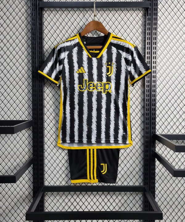 Kit Infantil Juventus 23/24 - Branco/Preto